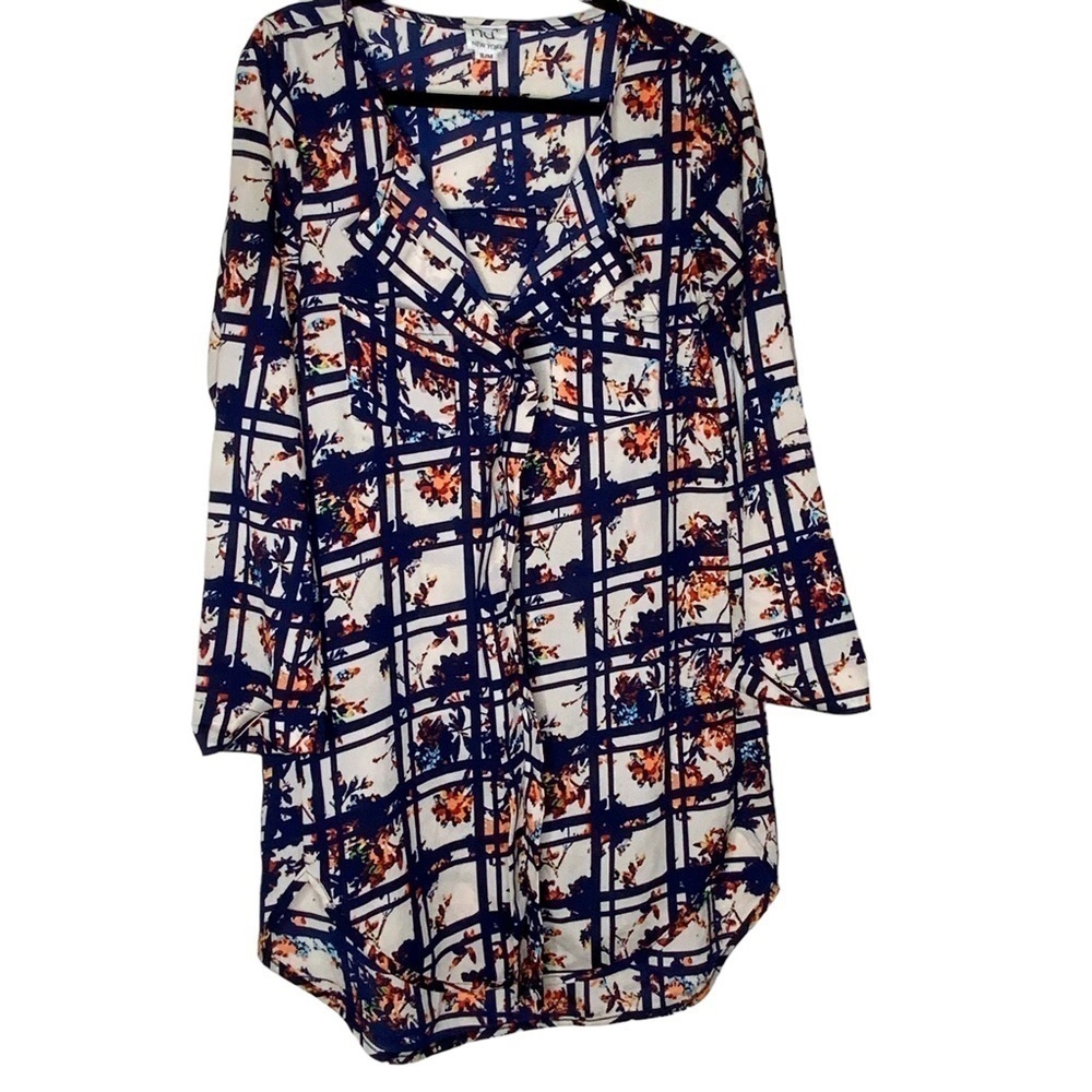 Nu New York long sleeve tunic. Size S/M